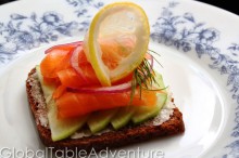 Smoked Salmon Smorrebrod | 22 Campfire & Scandinavian Recipes to celebrate Midsummer’s Night