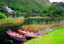 Kylemore Abbey. Photo by Chris Glennon (my brother!!)