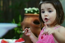 Ava-eats-kosovo