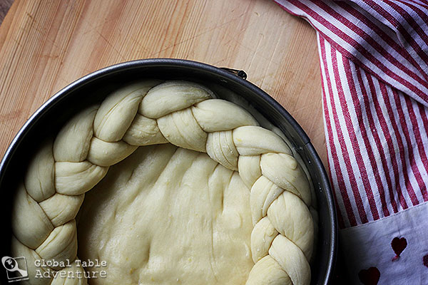 Romanian Pasca, Sweet Cottage Cheese Filled Easter Bread - ChainBaker