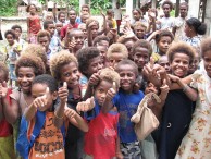 Children outside Tuo school, Fenualoa, Reef Islands, Solomon Islands. Photo by Pohopetch.