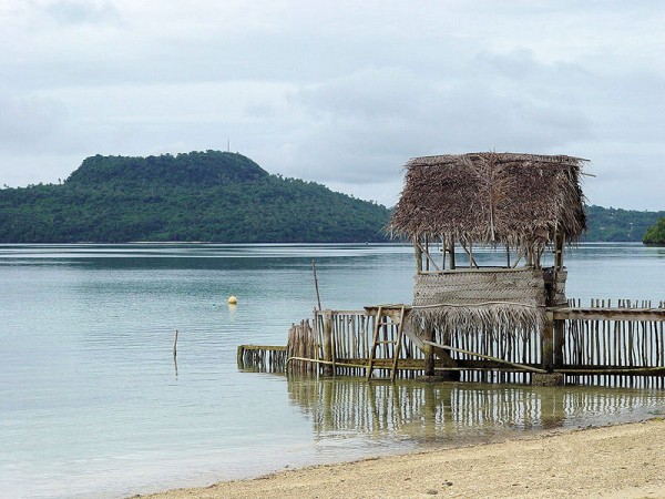 Beach on Vava'u, Tonga. Photo by Jansan.