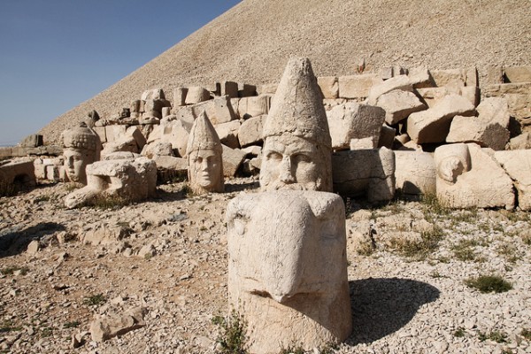 Sculpted heads at the ruins of  the temple erected by King Antiochus of Commagene. Photo by Klearchos Santorini.