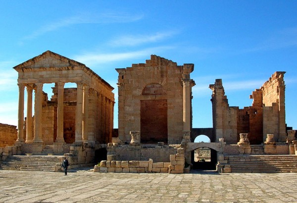 Capitoline temples of Sbeitla: Minerva (left), Jupiter (center), Juno (right), Tunisia. Photo by Bernard Gagnon.
