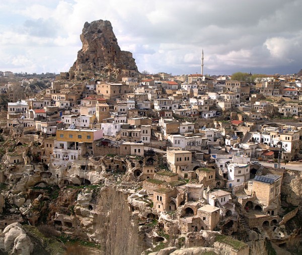Town of Ortahisar in Cappadocia, a region in central Turkey. Photo by Brocken Inaglory.