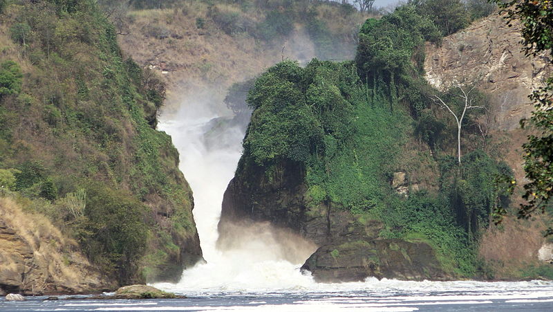 Murchison Falls seen from river Nile. Photo by Albert Backer.