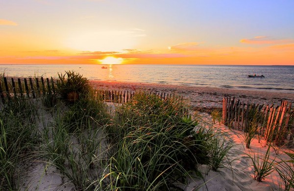 Sunset on w:Cape Cod Bay in w:Brewster, Massachusetts. Photo by PapaDunes.