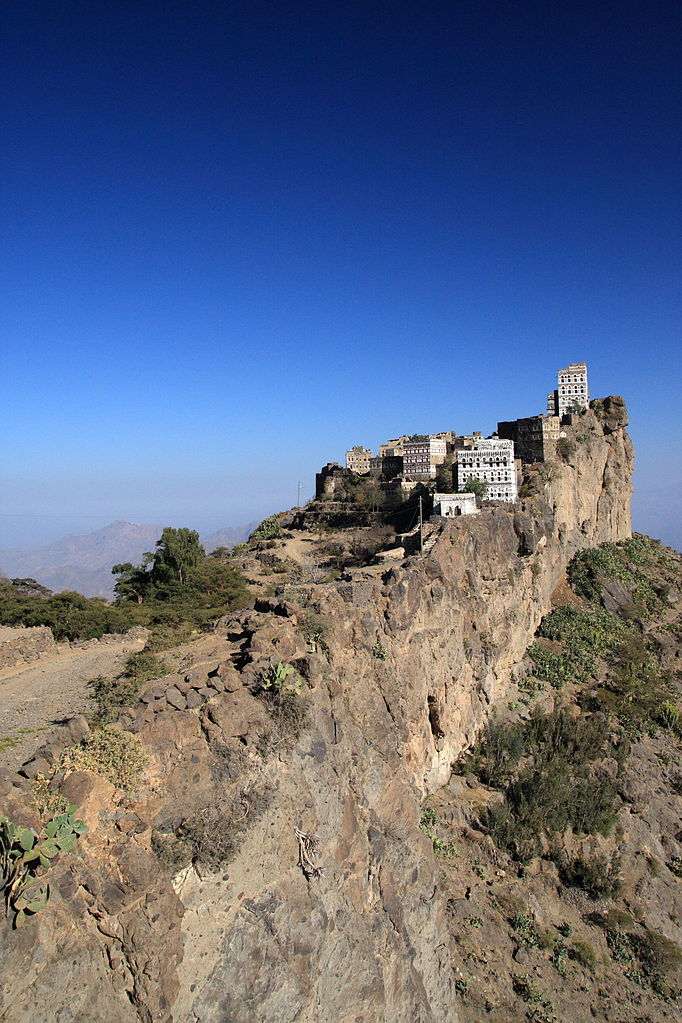 Kahil, Haraz Mountains, Yemen. Photo by yeowatzup.