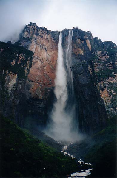 Salto Angel (Angel Falls), official name: Kerepakupai merú. Photo by Rich Childs.
