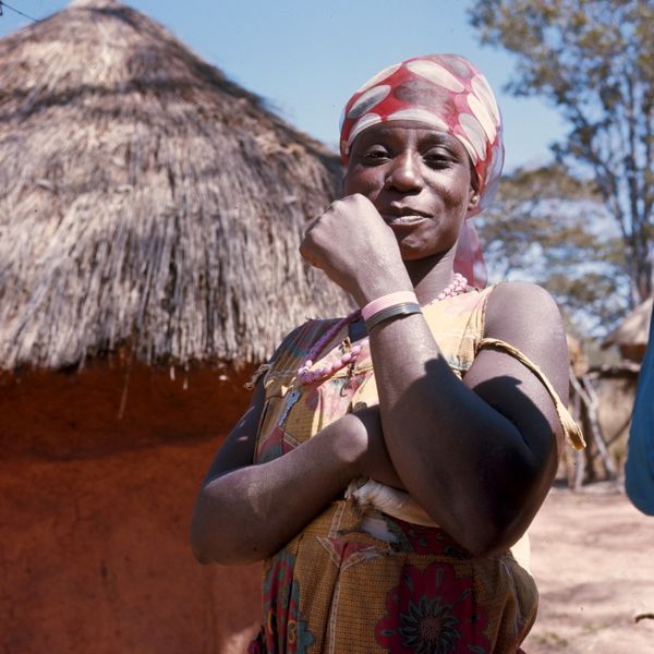 A Zambian woman. Photo by Tropenmuseum.