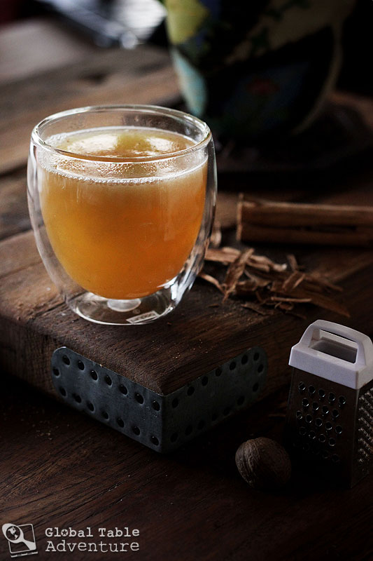 Around the world with apples: 10 recipes to welcome autumn >> Wassail