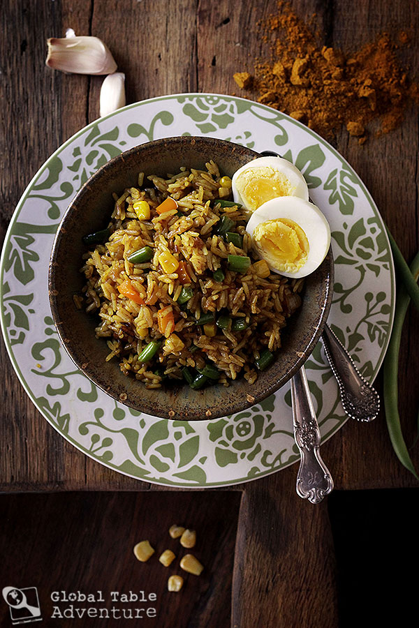 Nigerian Curried Fried Rice | Celebrate Corn season with 20 dishes from around the world